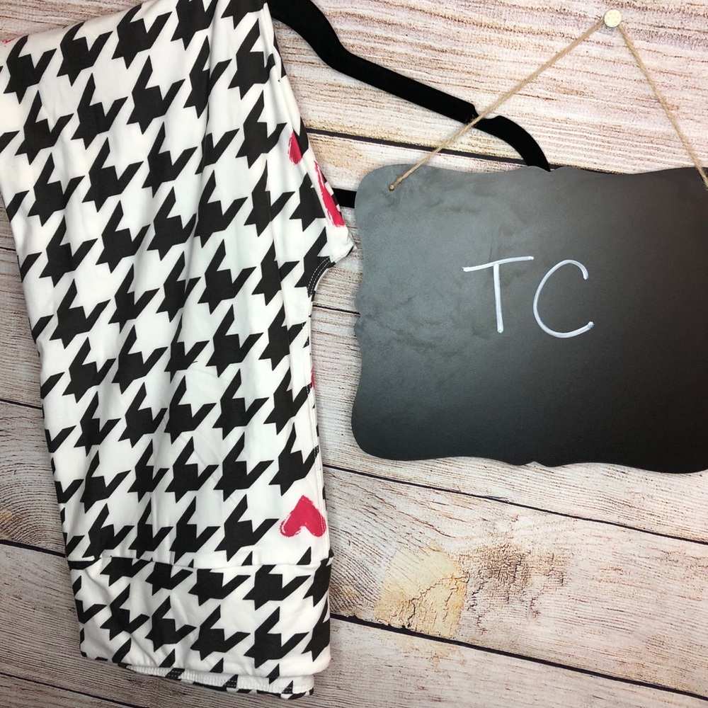 Lularoe TC Valentine Leggings